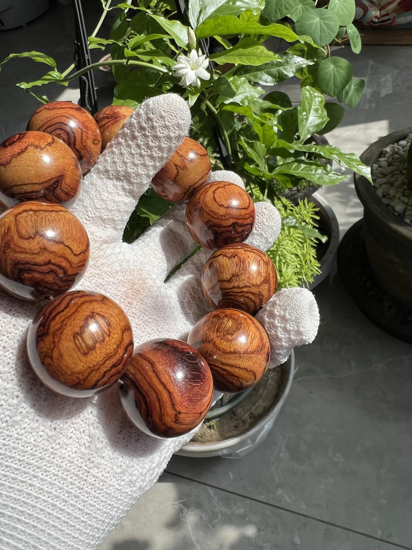 零元拍：海南黄花梨满花鬼眼荧光3.0大手持，手串