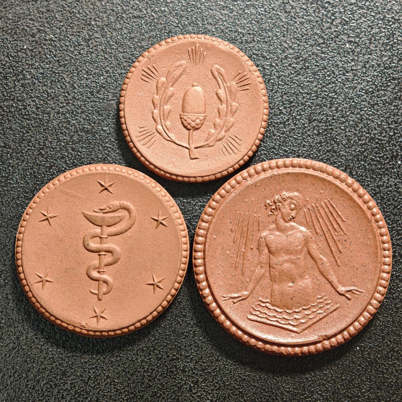 【德藏】世界币章拍卖第168期（拍品征集中~欢迎藏友联系） 3枚一组 1921年 德国紧急时期巴特魏克斯多夫-劳萨温泉迈森陶瓷币 直径约：22.8mm～30.2mm；重约：2.7g～5.6g