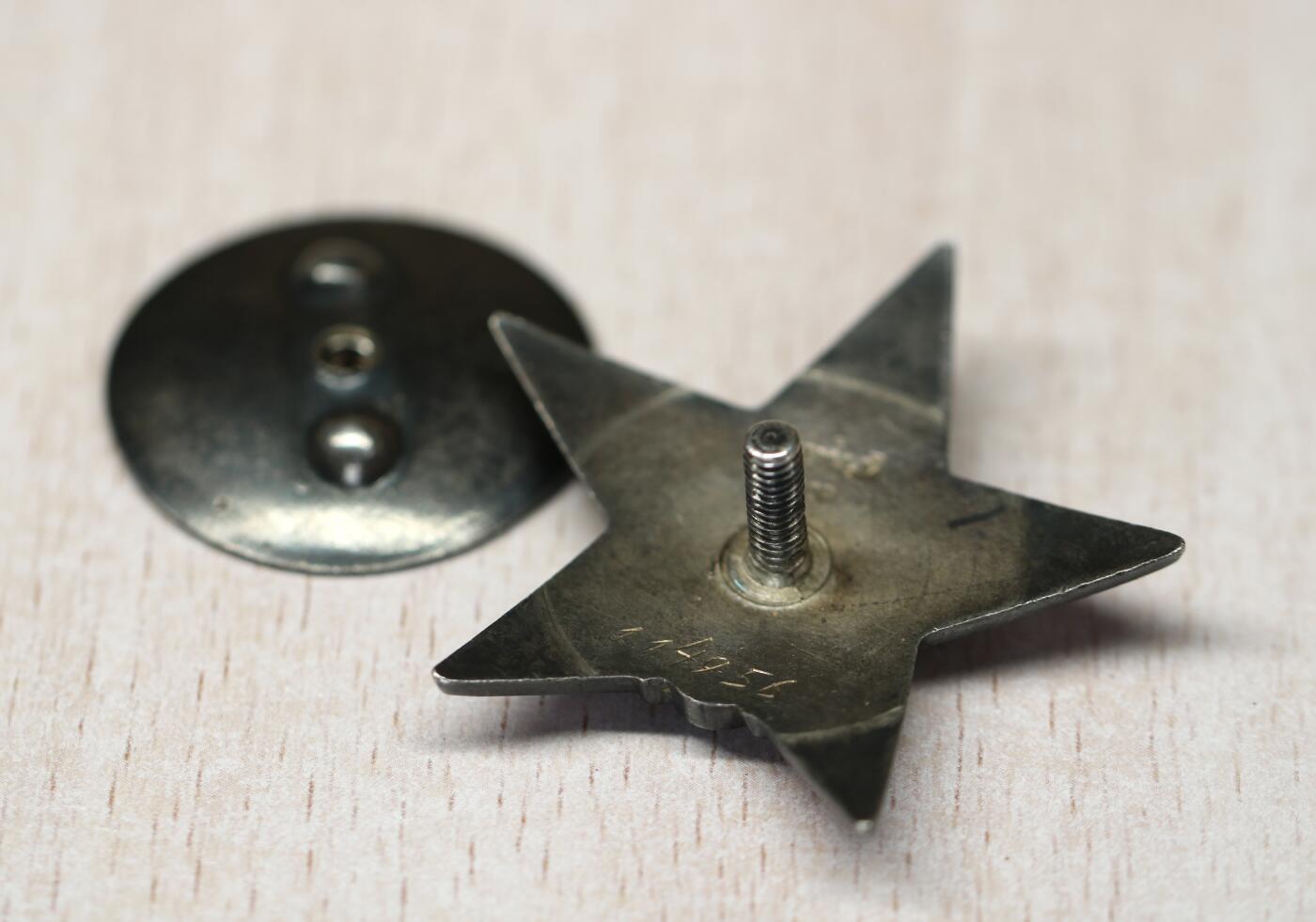 大猫徽章拍卖 第290期 苏联红星勋章1⃣️ 早期台阶版 档案齐全 原配银轮