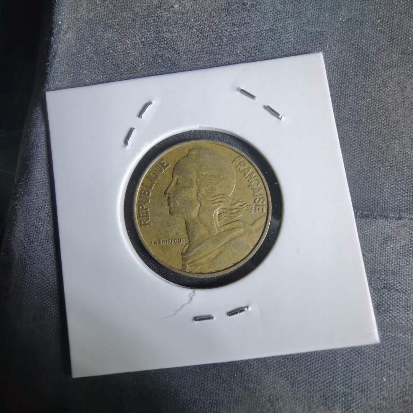 沼泽如烟--第1027场 法国1982年20分