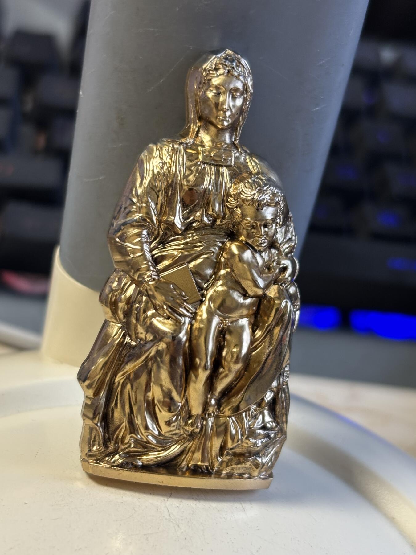 第194期拍卖 库克2020年布鲁日圣母玛利亚米开朗基罗20元镀金立体银币3盎司纪念银币，999银，发行501枚