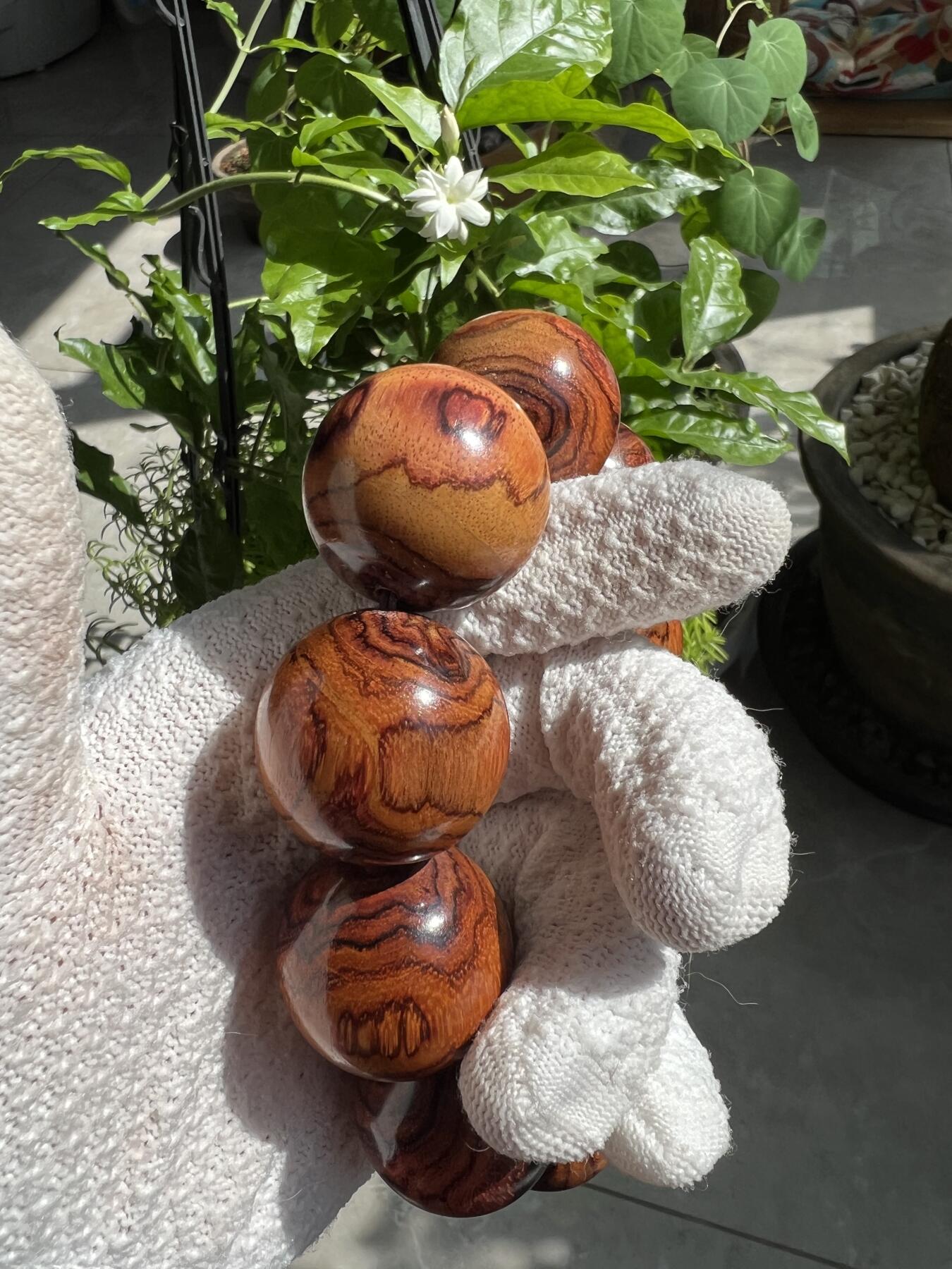 零元拍：海南黄花梨满花鬼眼荧光3.0大手持，手串