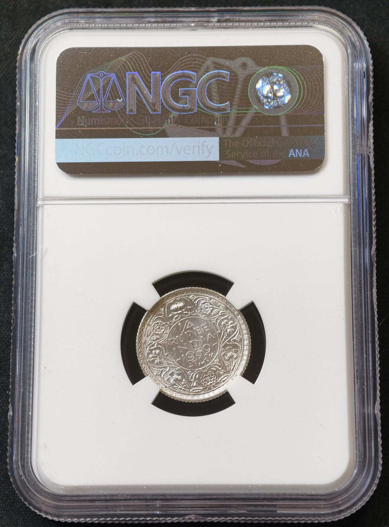 甄臻铺-世界币章拍卖（第55期），3月28日甄品场（直播拍卖）拍品征集中，送拍享返佣金等优惠多多