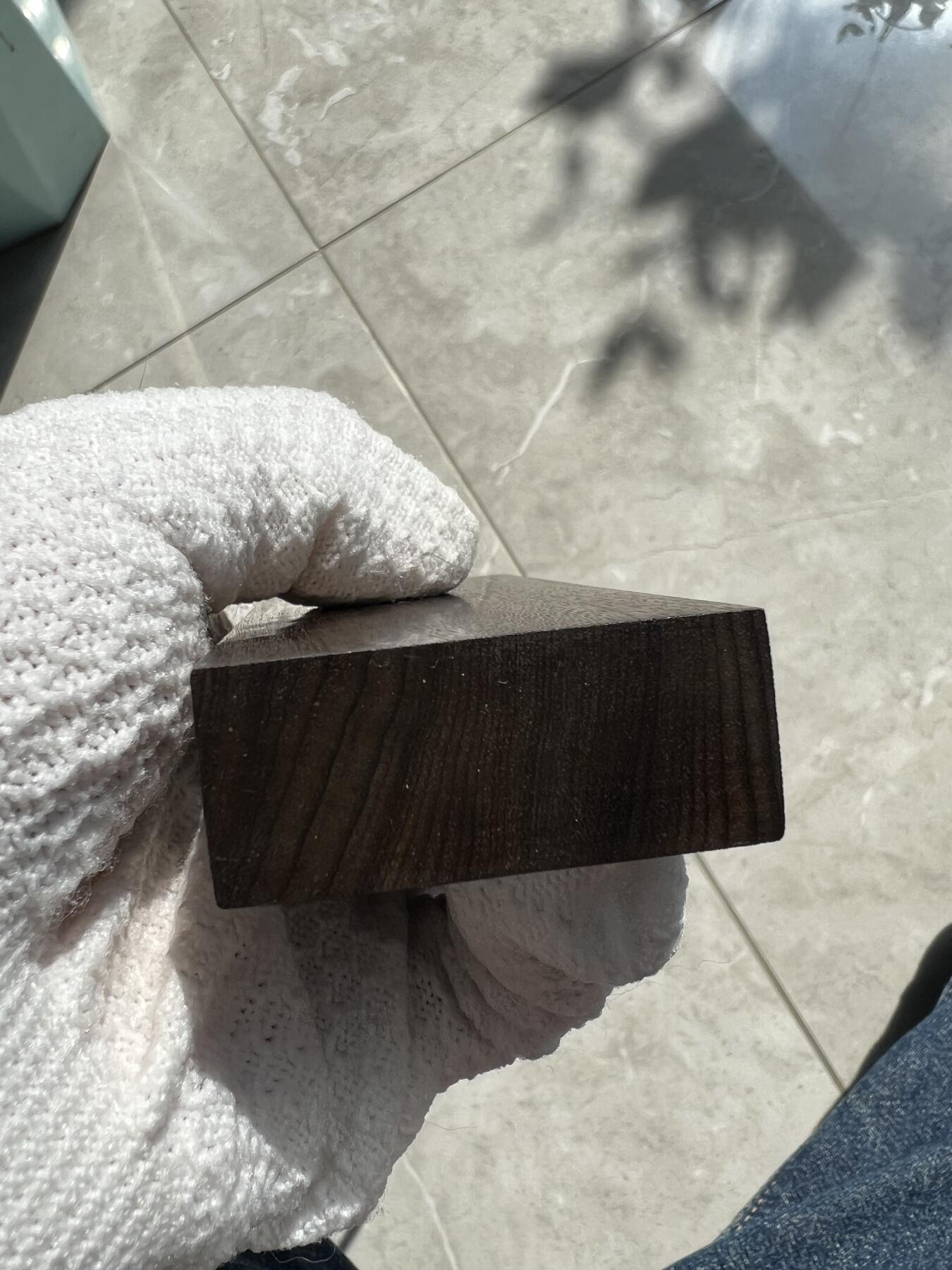 零元拍：NO53金丝楠平安无事牌，3D立体波纹。满水波香喷喷的小金砖，金光闪闪，101/44/18.5MM