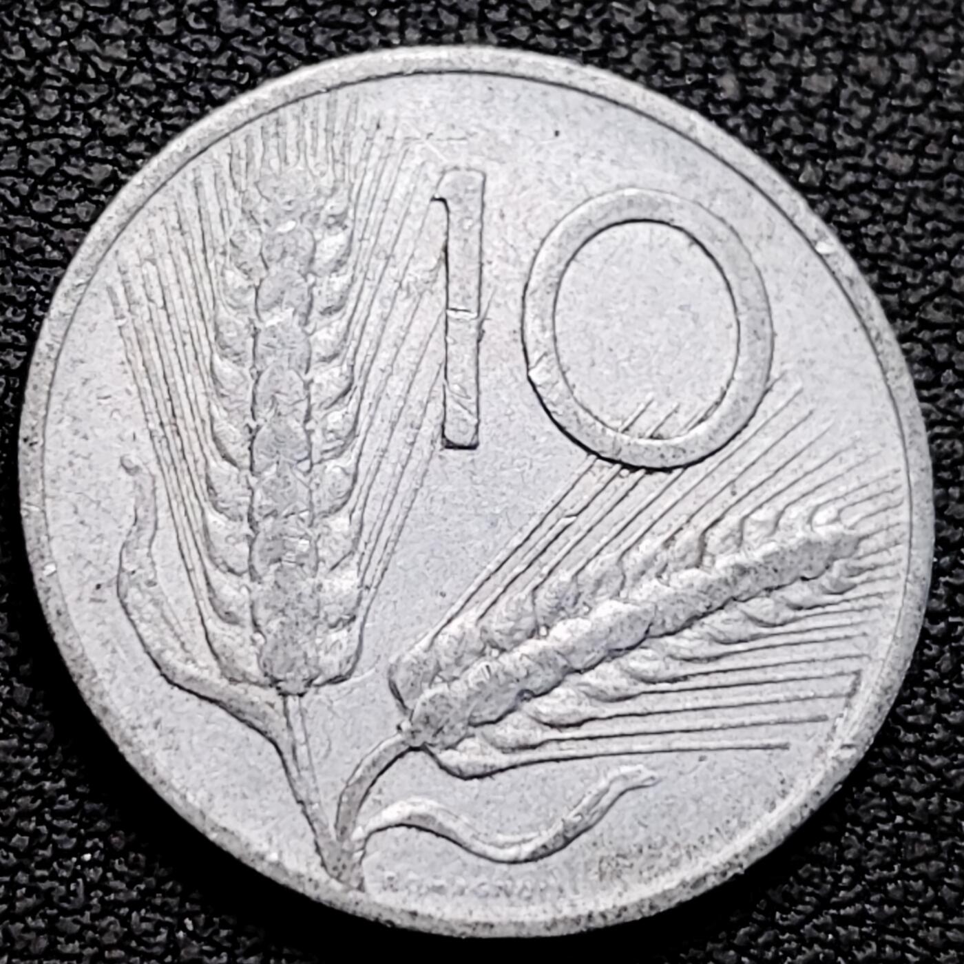 泉币菌-第214场-拍品多 请提前出价（工作最近较忙 发货不及时，望理解） 。