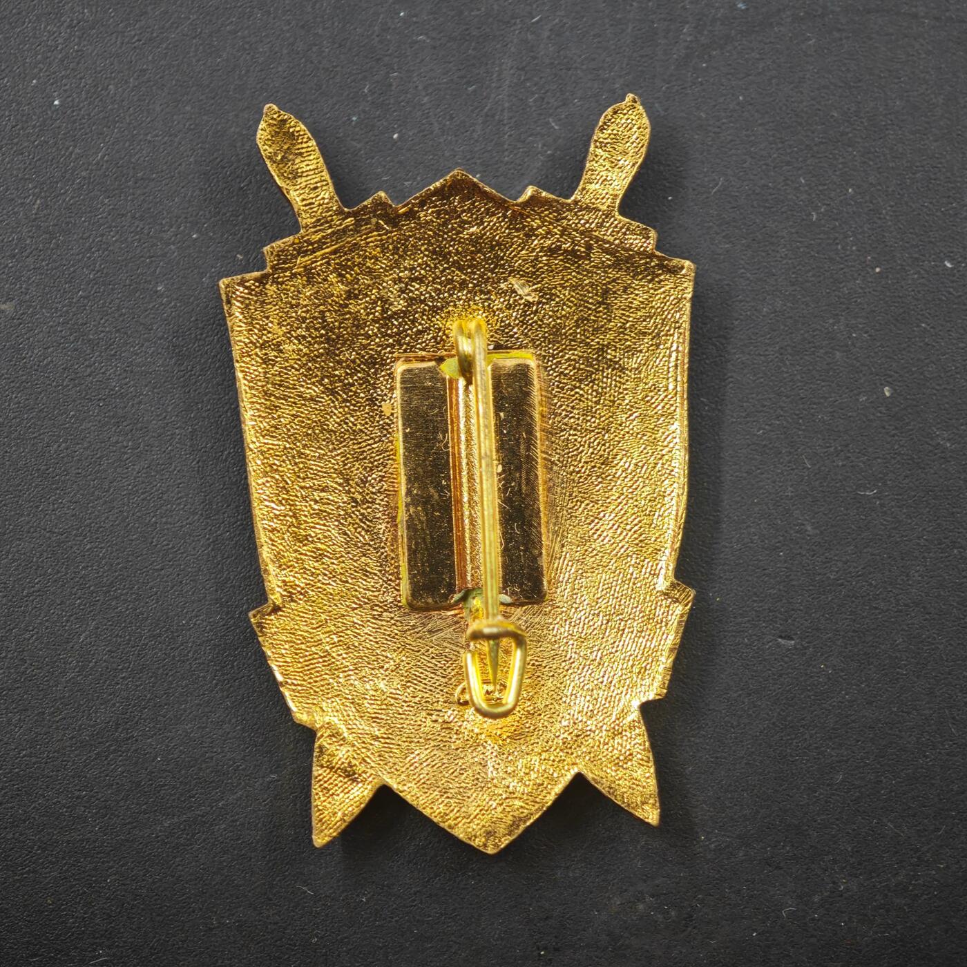 3月20日结束，成斌徽章钱币专场 苏联检察院50周年证章铜制珐琅镀金