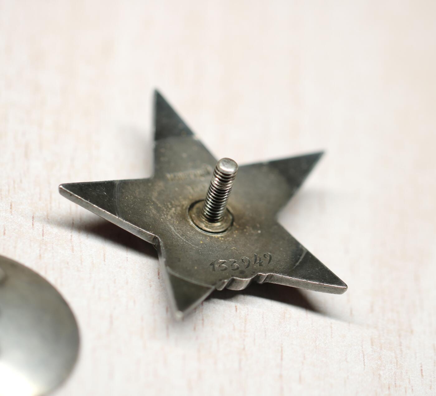 大猫徽章拍卖 第290期 苏联红星勋章2⃣️ 早期台阶版 档案齐全 原配银轮