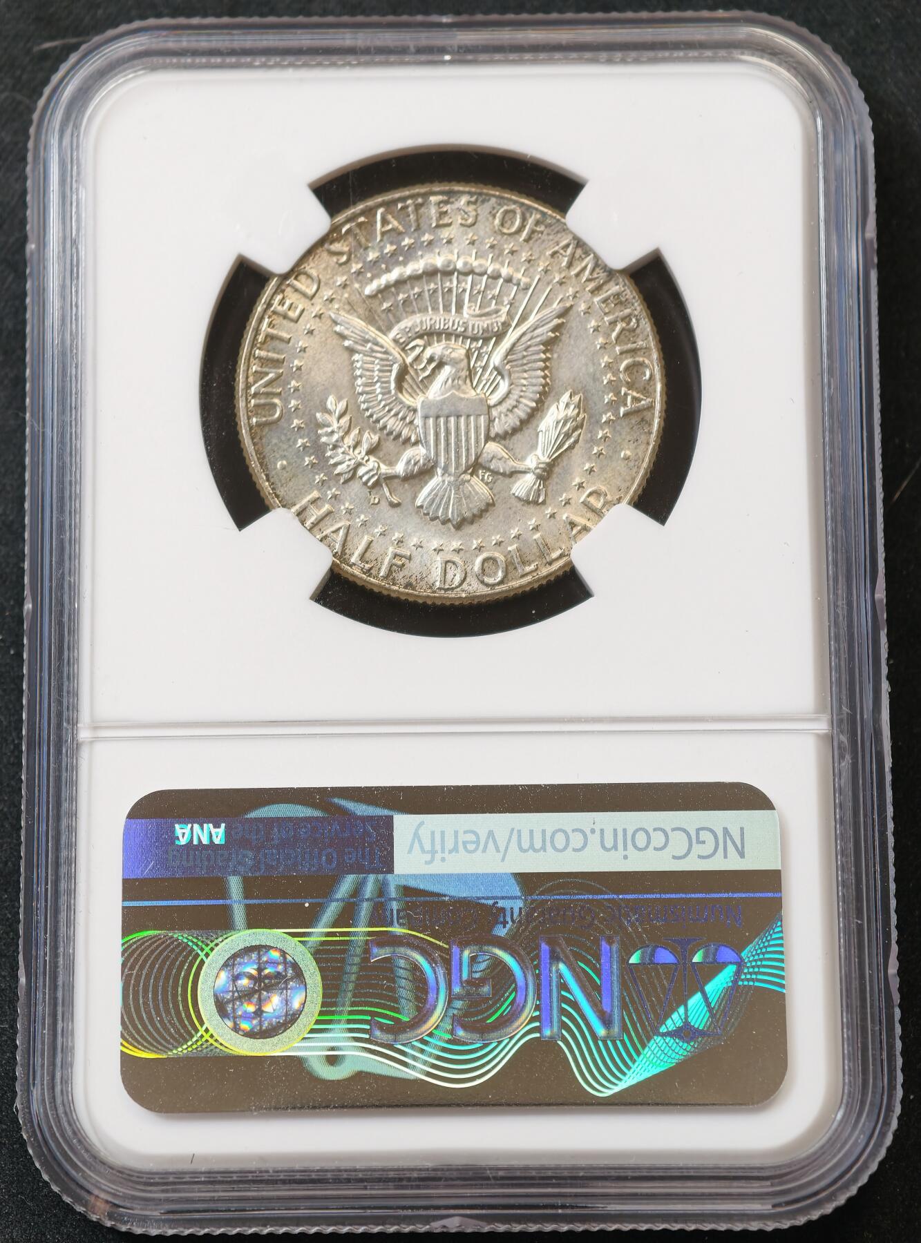 甄臻铺-世界币章拍卖（第55期），3月28日甄品场（直播拍卖）拍品征集中，送拍享返佣金等优惠多多