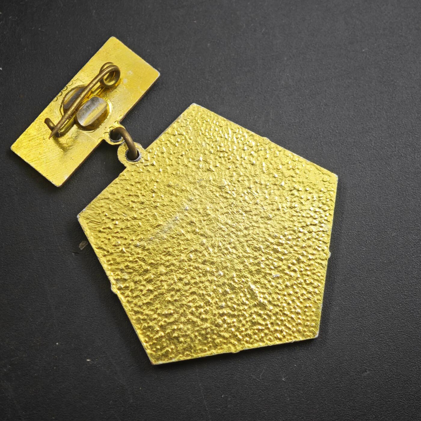 3月20日结束，成斌徽章钱币专场