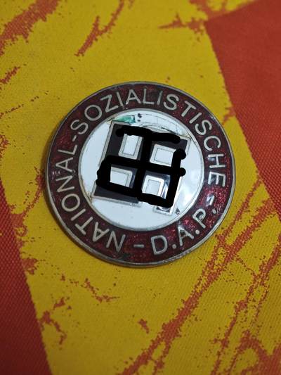 橙子收藏第六期 - 德意志第三帝国NC党徽章(后针断裂)