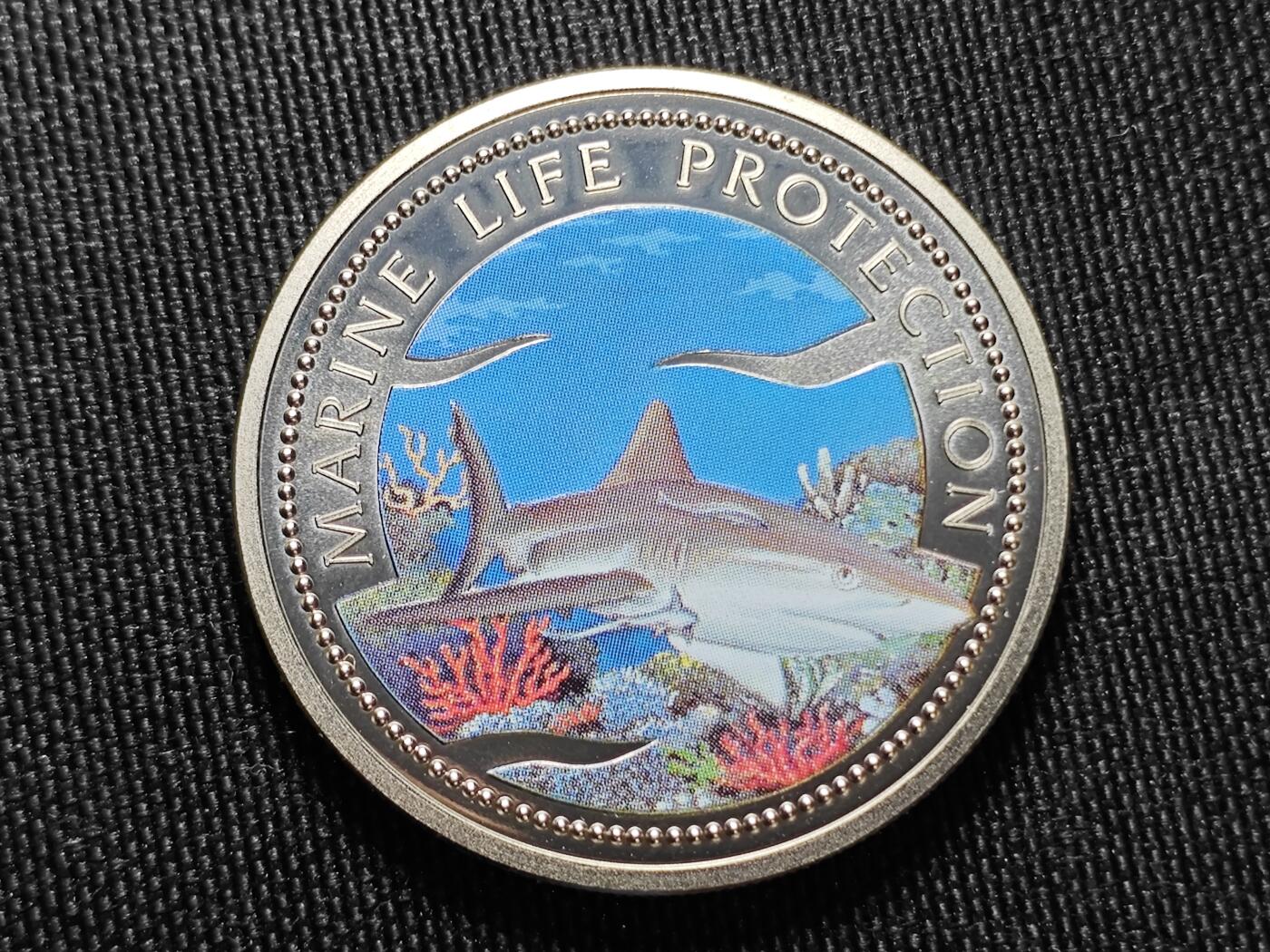 KK钱币收藏小铺   套币专场 2月预留时间 周末发货   1999帕拉1元彩色纪念币 美人鱼