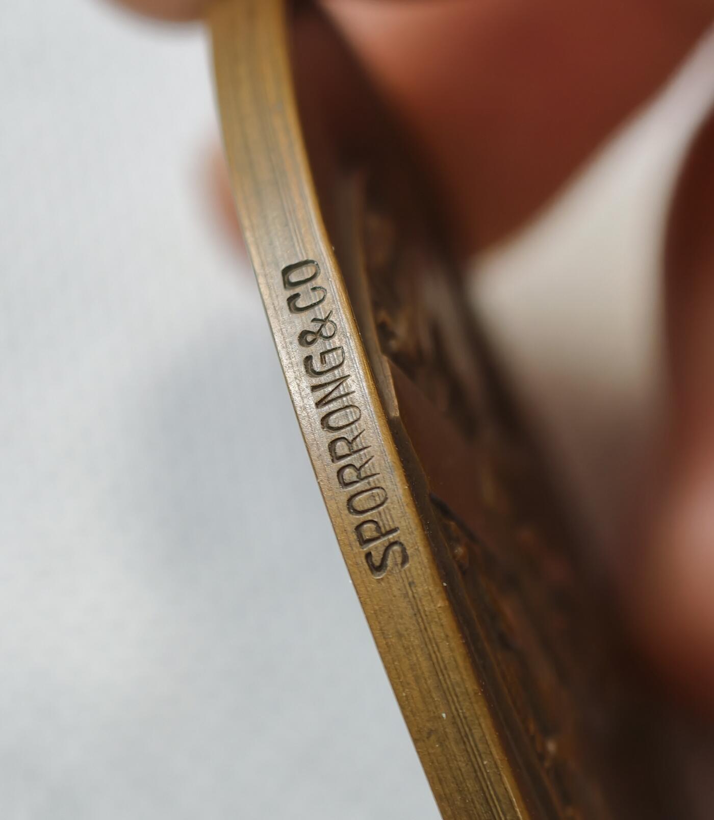 甄臻铺-世界币章拍卖（第55期），3月28日甄品场（直播拍卖）拍品征集中，送拍享返佣金等优惠多多 1934年瑞典马尔默建城500周年纪念章 雕刻师Alfred Ohlson。直径56.3mm 重量74.3g。发行机构：斯科纳钱币协会。