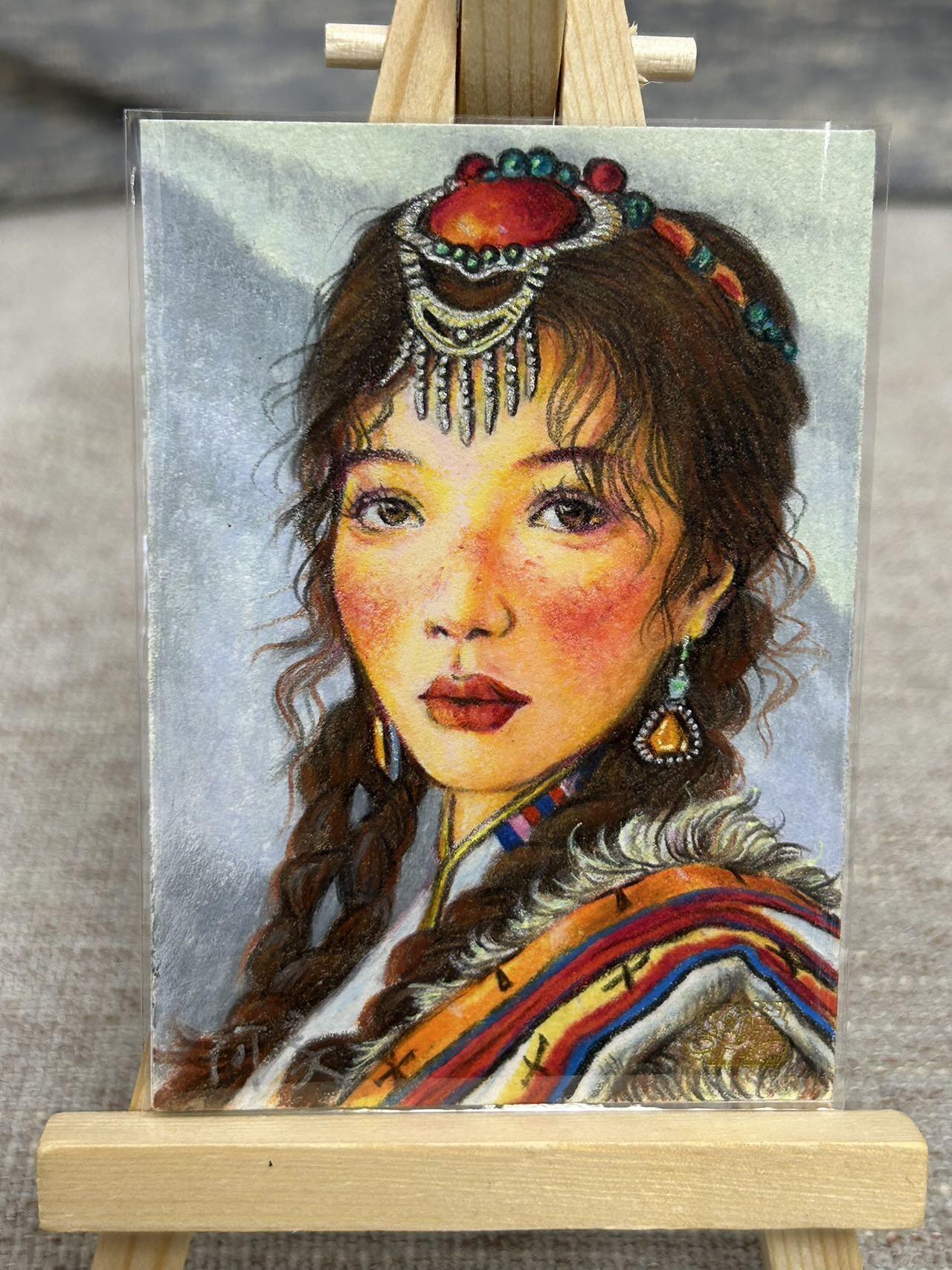 喜灰玩卡拍卖第五期，接拍品0佣金，欢迎送拍，释放现金流，让自己有资金可以购买更多喜欢的卡牌，让别的卡友能淘到更多心仪的卡牌 【手绘】乐联文创 阿豪 手绘卡 1/1