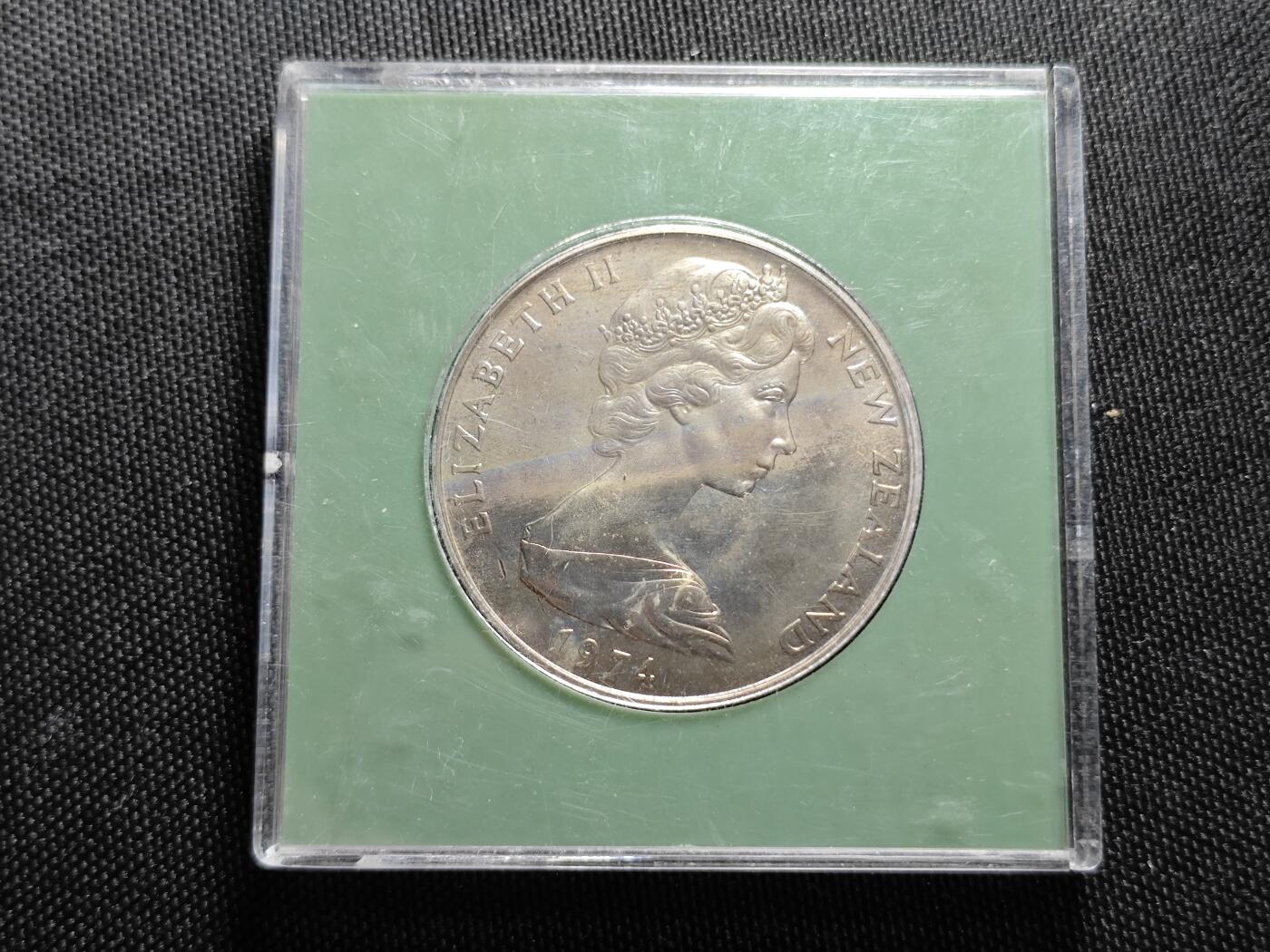 KK钱币收藏小铺   套币专场 2月预留时间 周末发货  新西兰1元纪念币 带盒