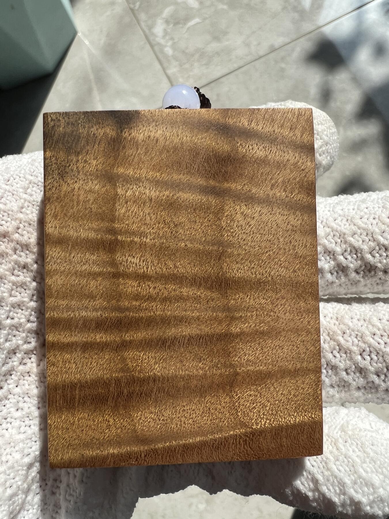 零元拍：NO52金丝楠平安无事牌，3D立体波纹。满水波香喷喷的小金砖，金光闪闪，61.5/48/16MM