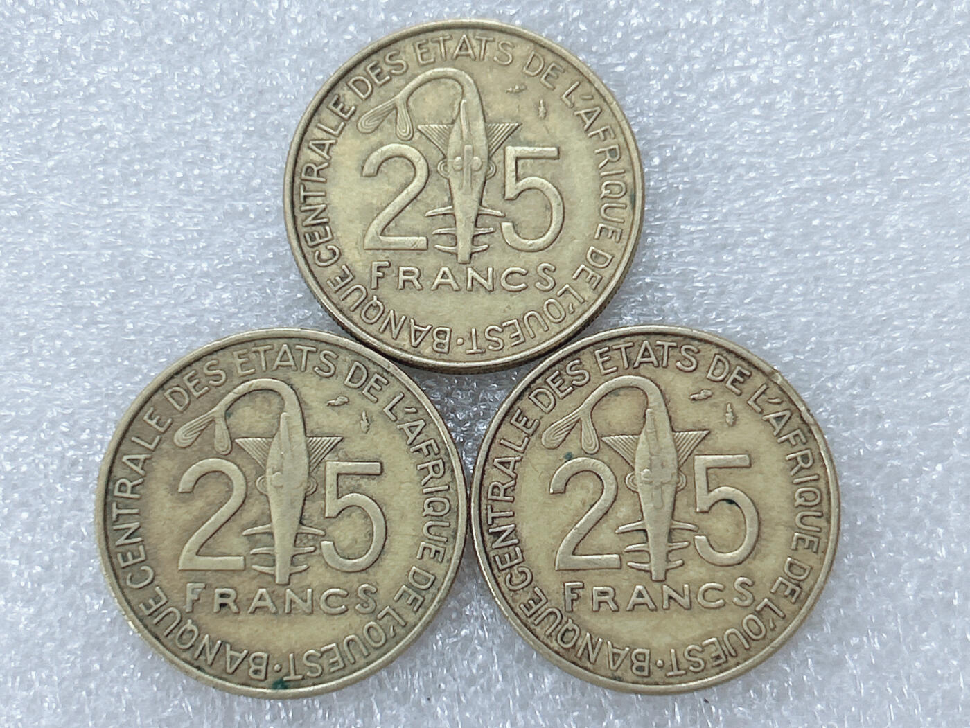 第一海外回流一元起拍收藏 散集专场  第304期 西非25法郎硬币 3枚