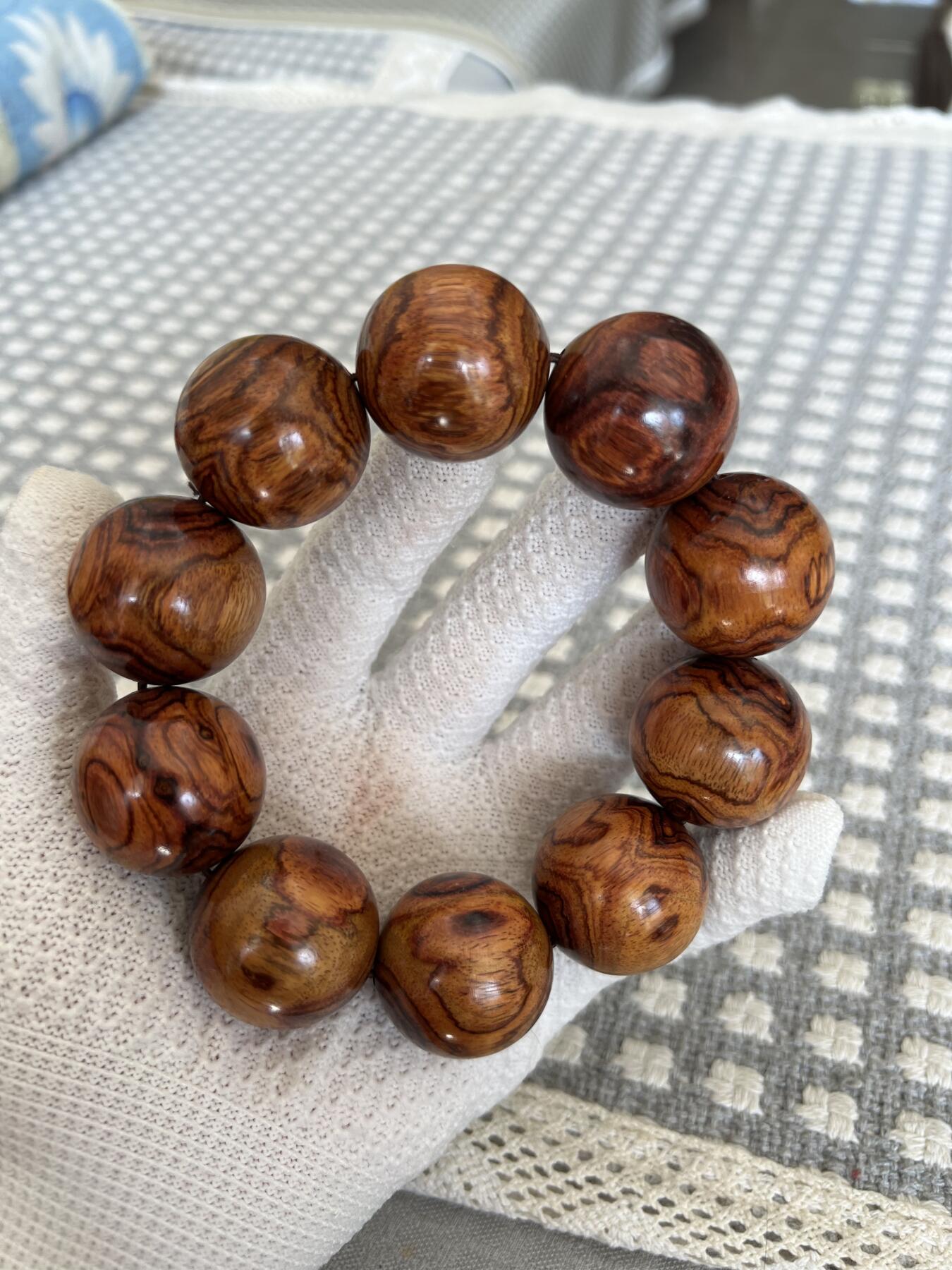 零元拍：海南黄花梨满花鬼眼荧光3.0大手持，手串