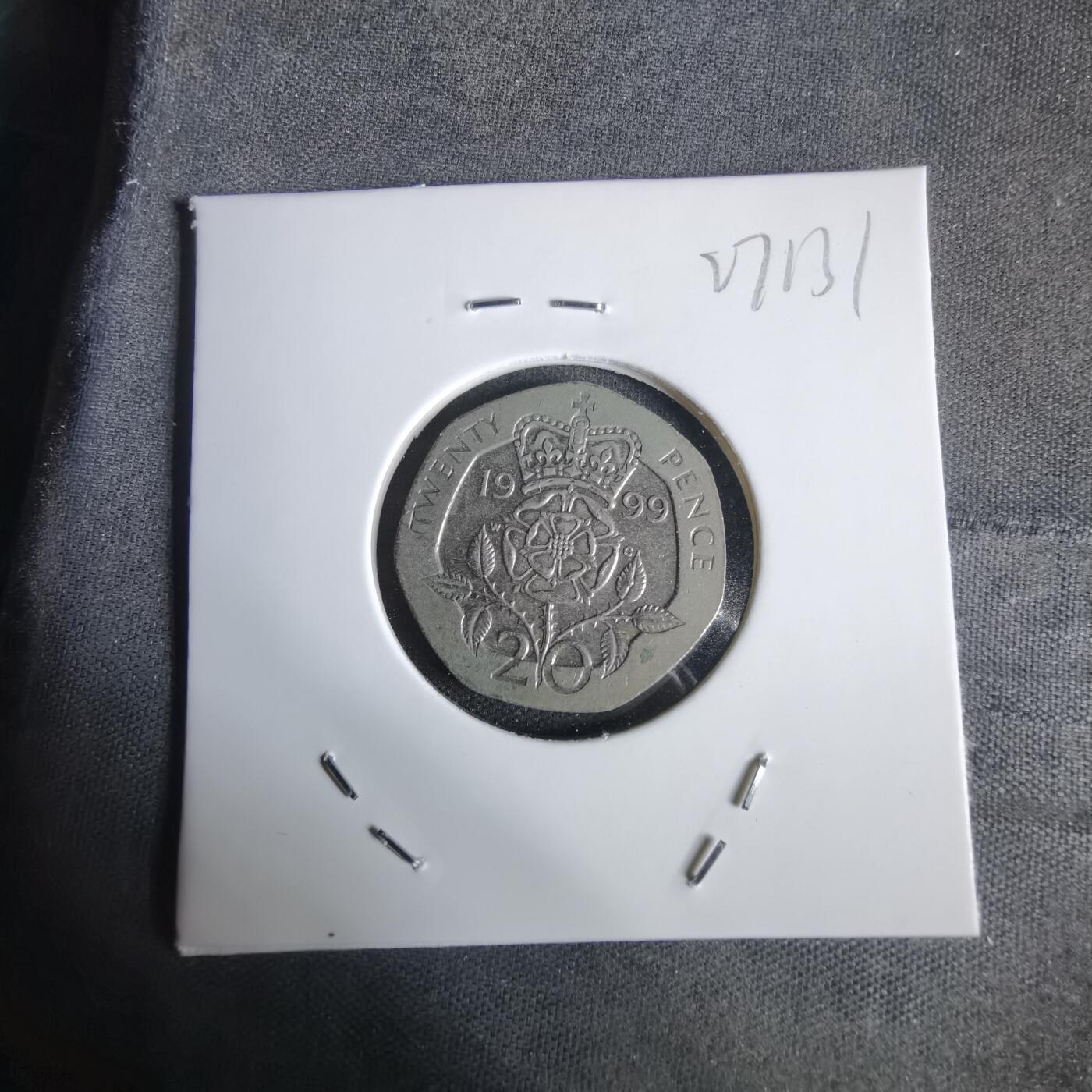 沼泽如烟--第1027场 英国1999年20便士