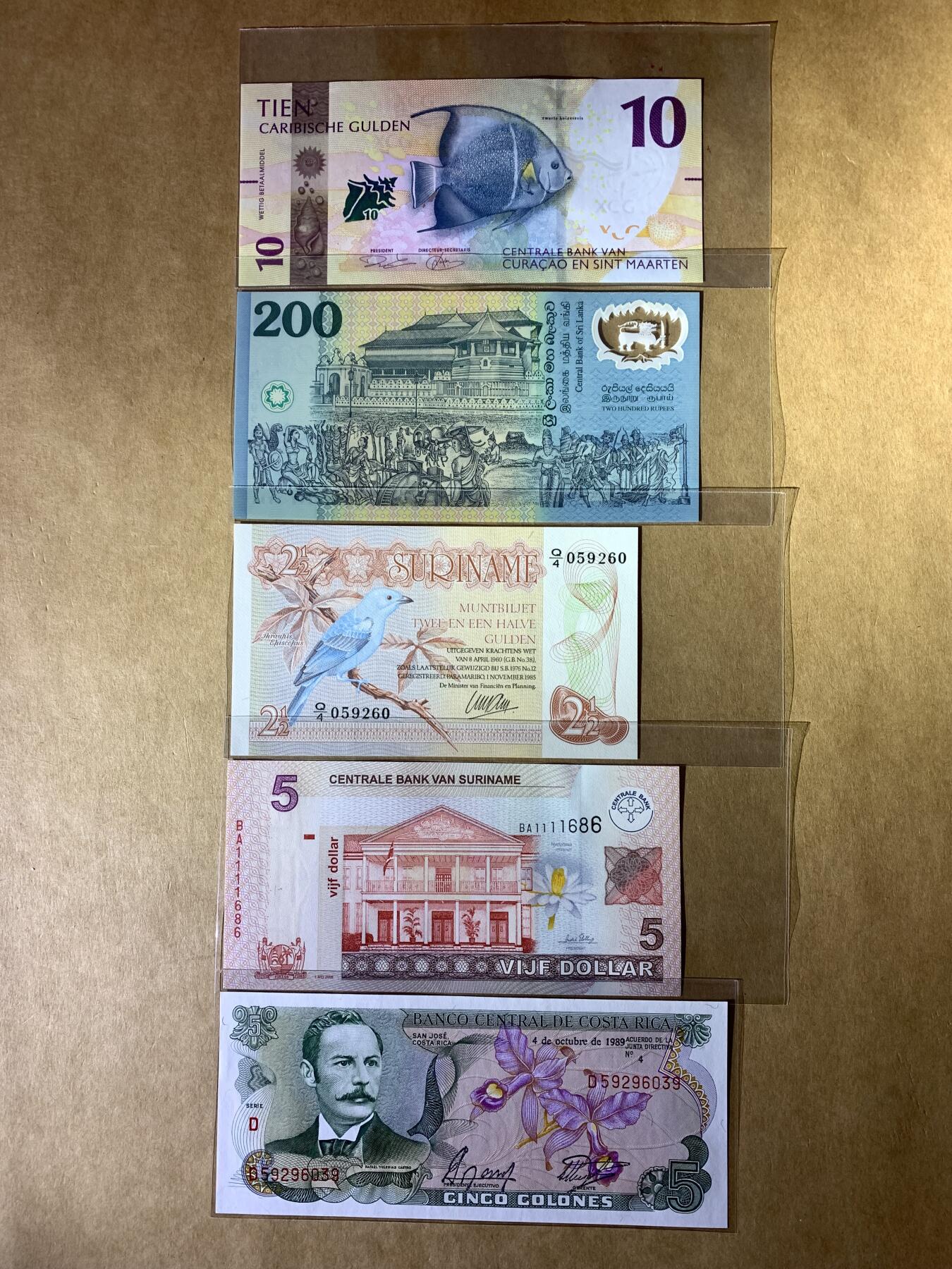 【礼羽收藏】🌏世界钱币拍卖第131期 外币五张 全部全新UNC 全部无47