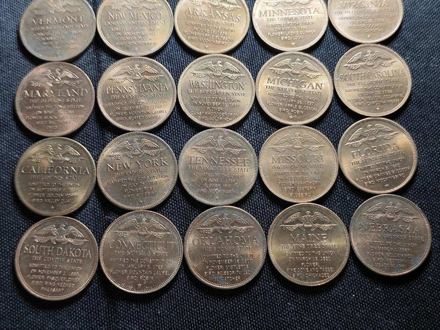 KK钱币收藏小铺   套币专场 2月预留时间 周末发货  美国洲纪念章50枚一组