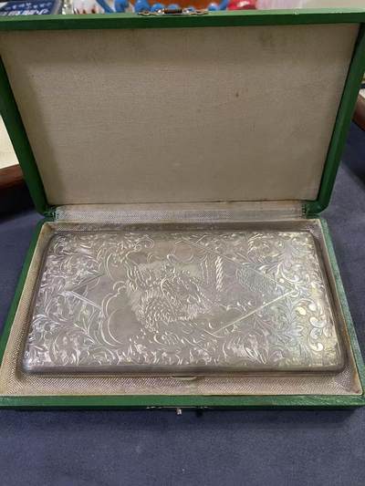 日日生财—方圆世界（全场包邮） - 欧洲回流古董 925银烟盒重204.1克 长约15.5 cm宽约8.5 cm厚约0.7cm