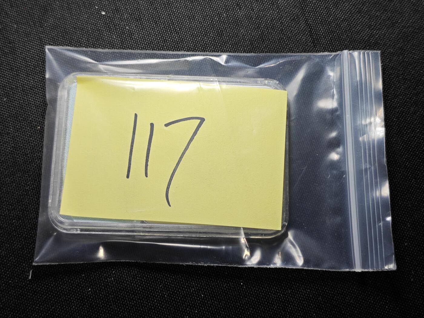 KK钱币收藏小铺   套币专场 2月预留时间 周末发货  马耳他骑士团 2005年梵蒂冈教皇纪念币 