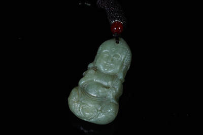 上海都达杂项专场六二【全场包邮】  - 天然和田玉精雕《宝宝佛》挂件 附鉴定证书69-200