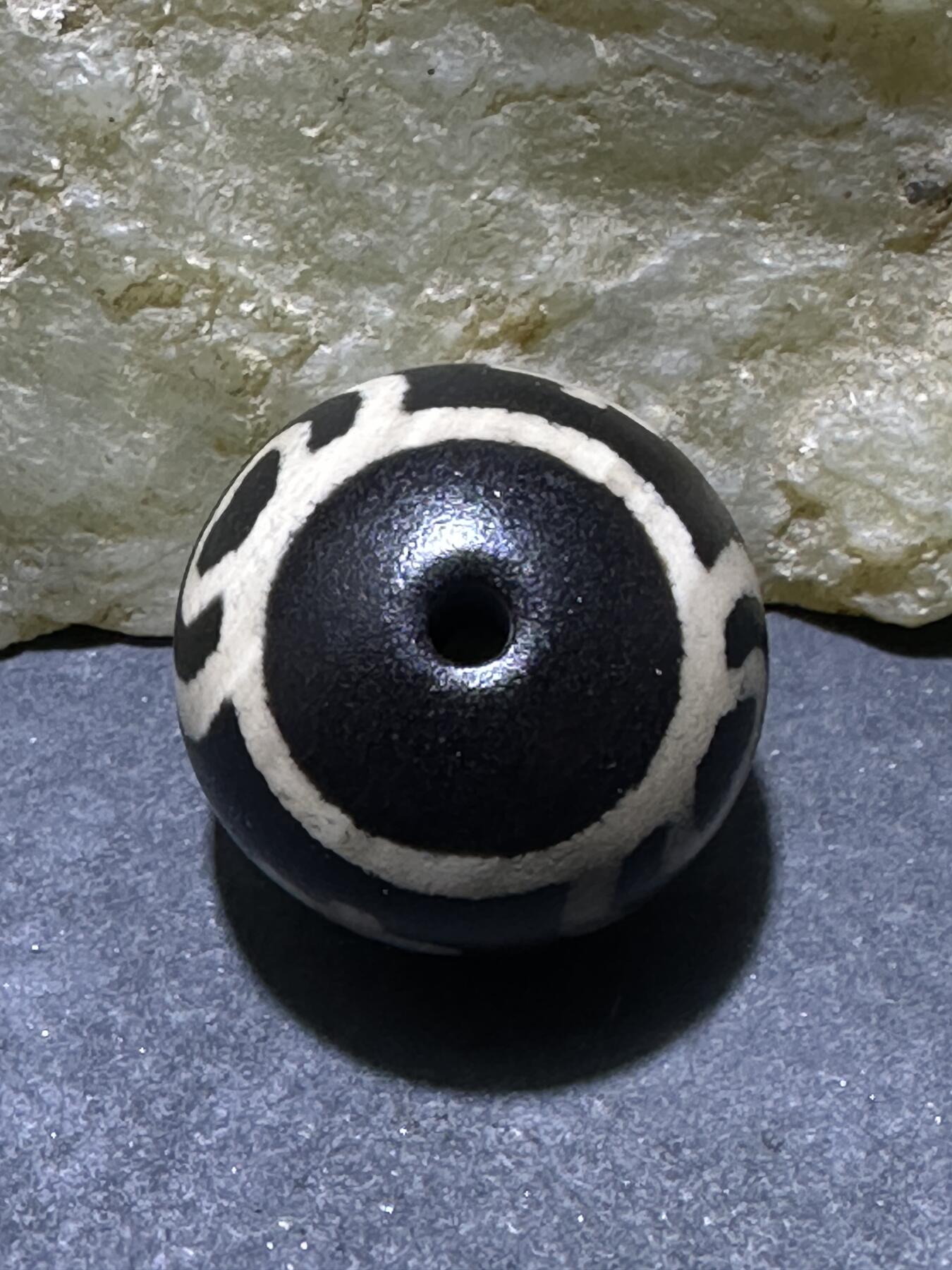 仅此一颗，藏传宝瓶天珠一颗