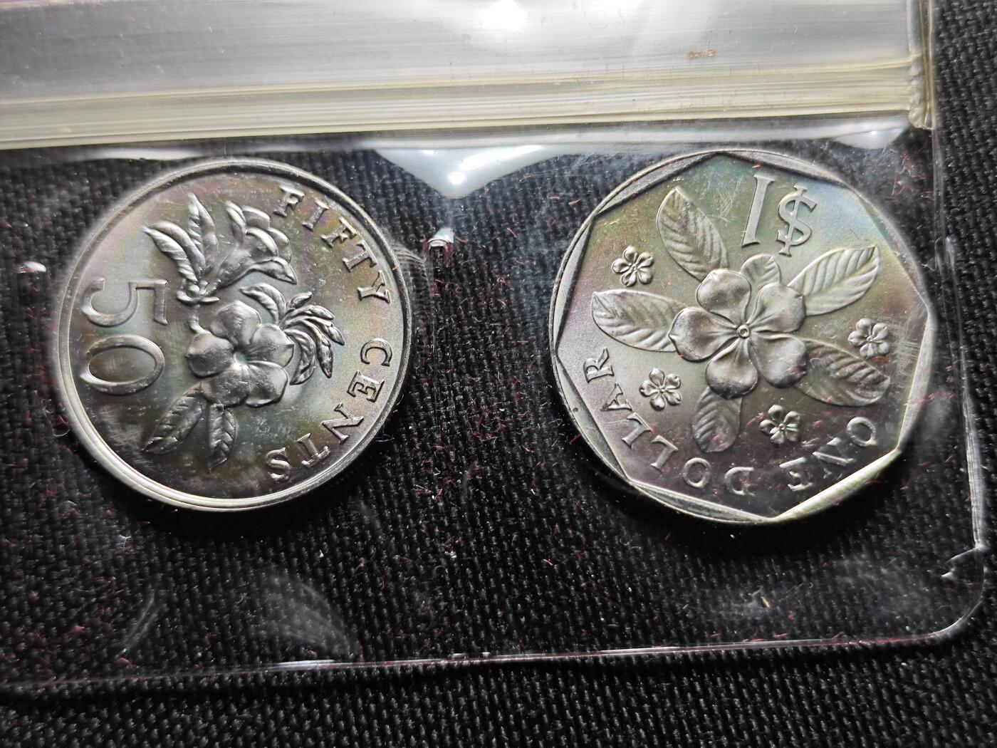 KK钱币收藏小铺   套币专场 2月预留时间 周末发货  1987新加坡生肖兔主题 大小面值清年一套 含少见1元