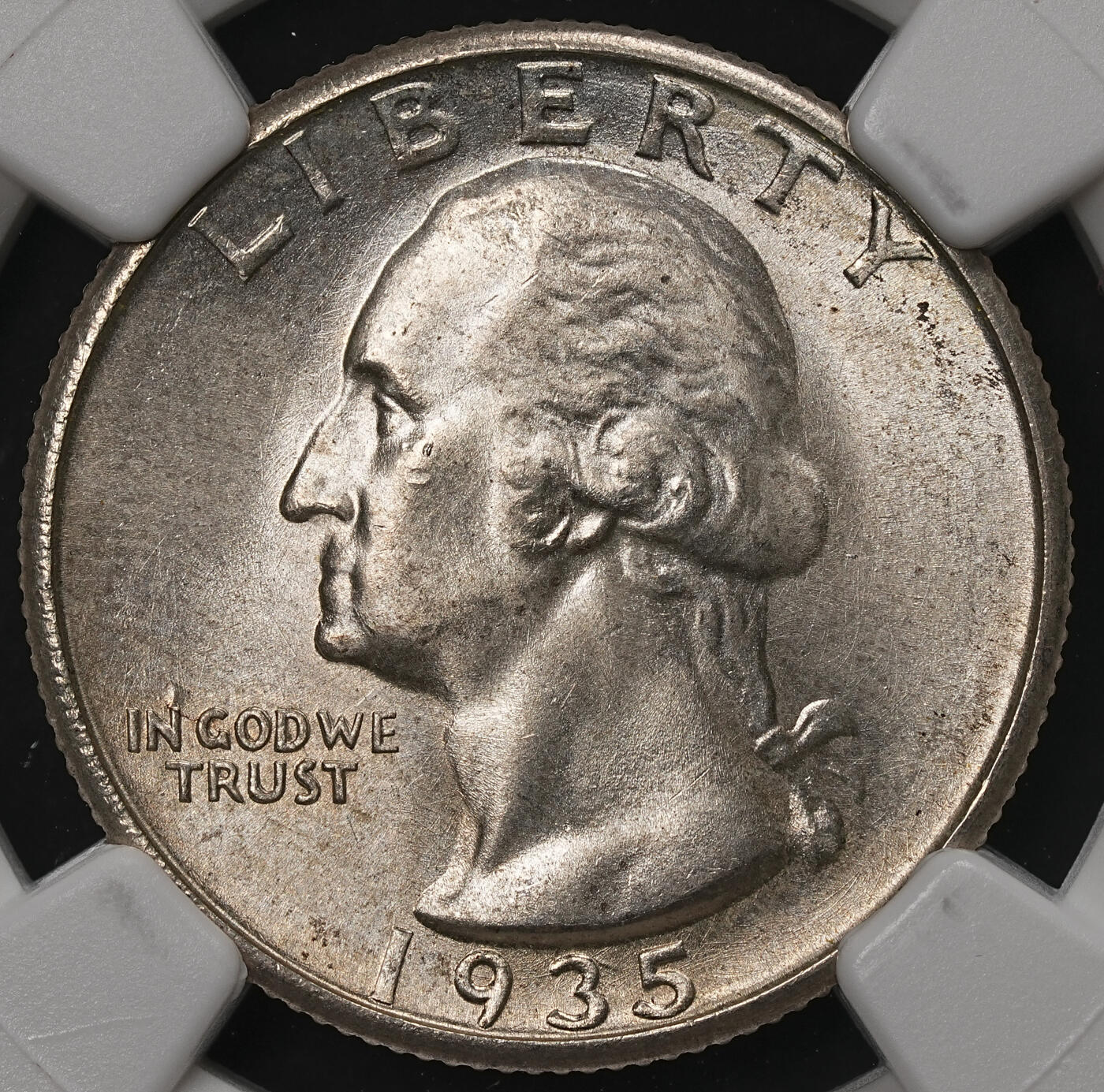 修遠堂世界钱币第108期 NGC MS64 1935年美国25美分银币