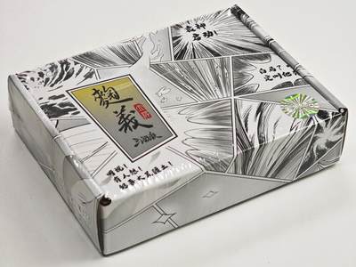 白泽卡牌限时场拍卖第1期 - 2024 游卡桌游 三国杀 梗文化立牌麹义款 全新未拆（亚克力3块&卡牌1张&夹子1个）