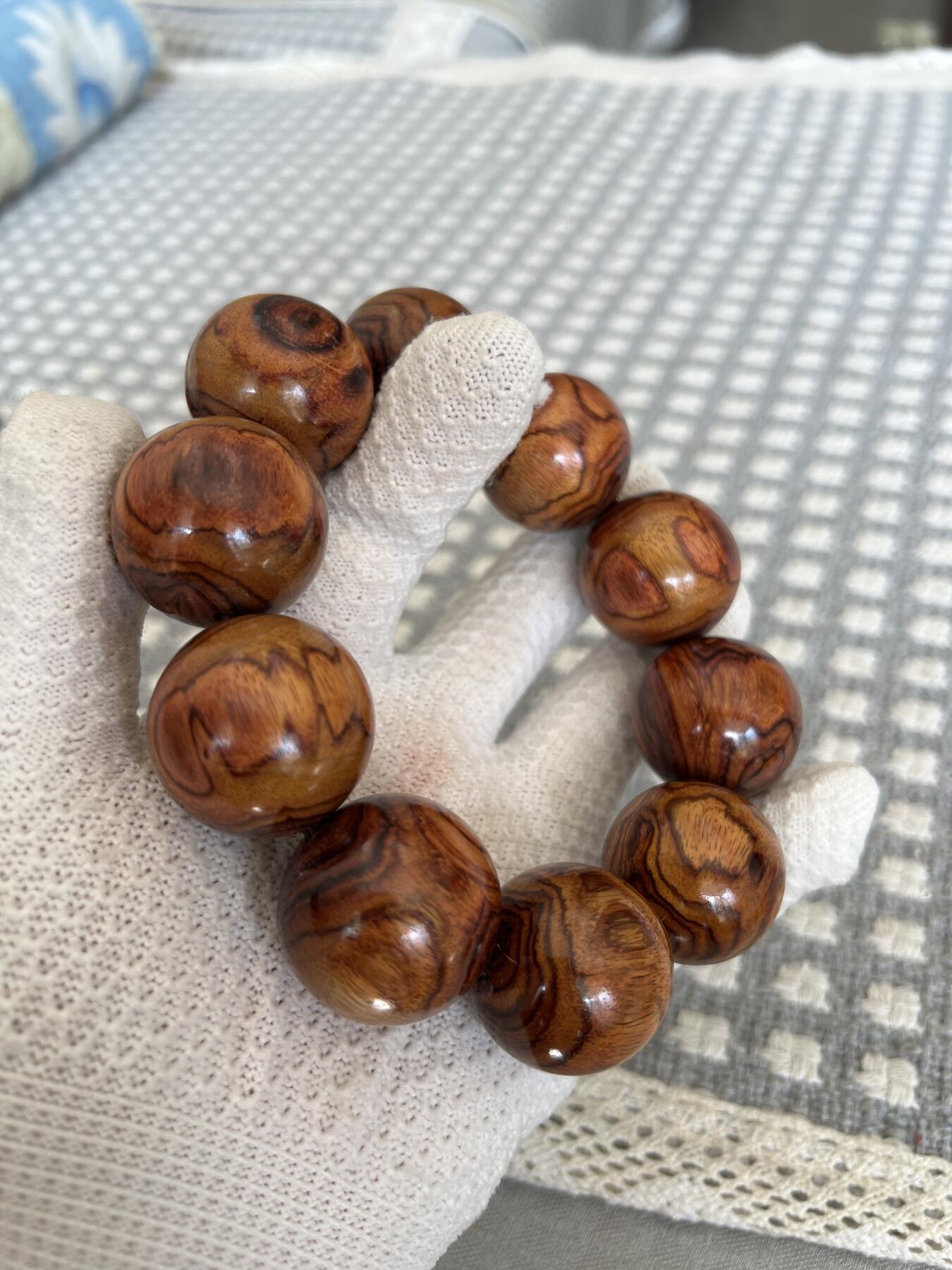 零元拍：海南黄花梨满花鬼眼荧光3.0大手持，手串