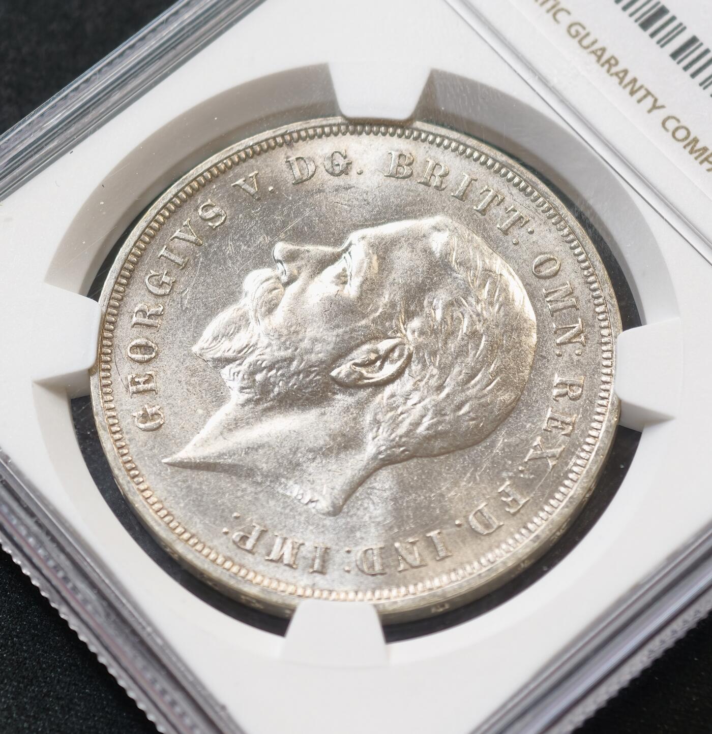 甄臻铺-世界币章拍卖（第55期），3月28日甄品场（直播拍卖）拍品征集中，送拍享返佣金等优惠多多