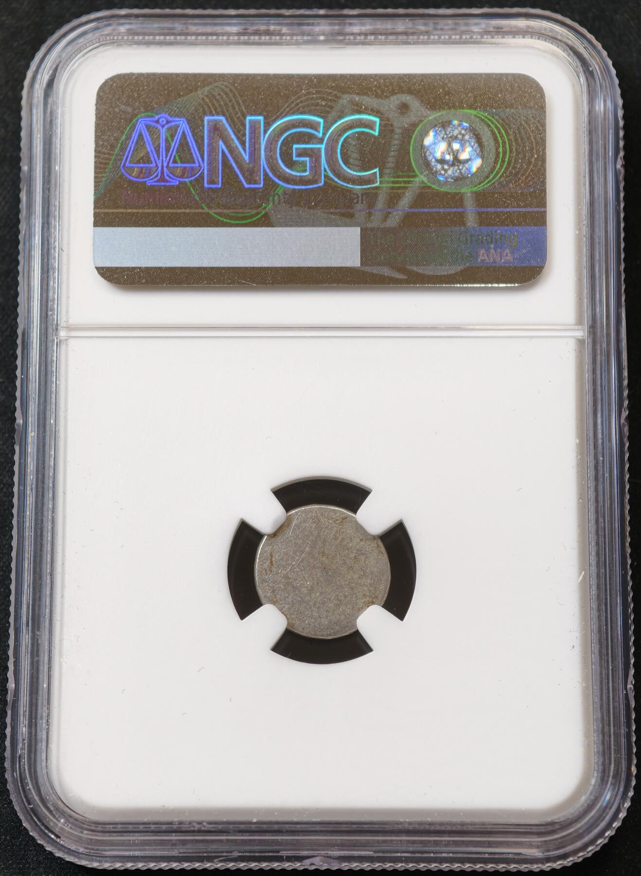 甄臻铺-世界币章拍卖（第55期），3月28日甄品场（直播拍卖）拍品征集中，送拍享返佣金等优惠多多