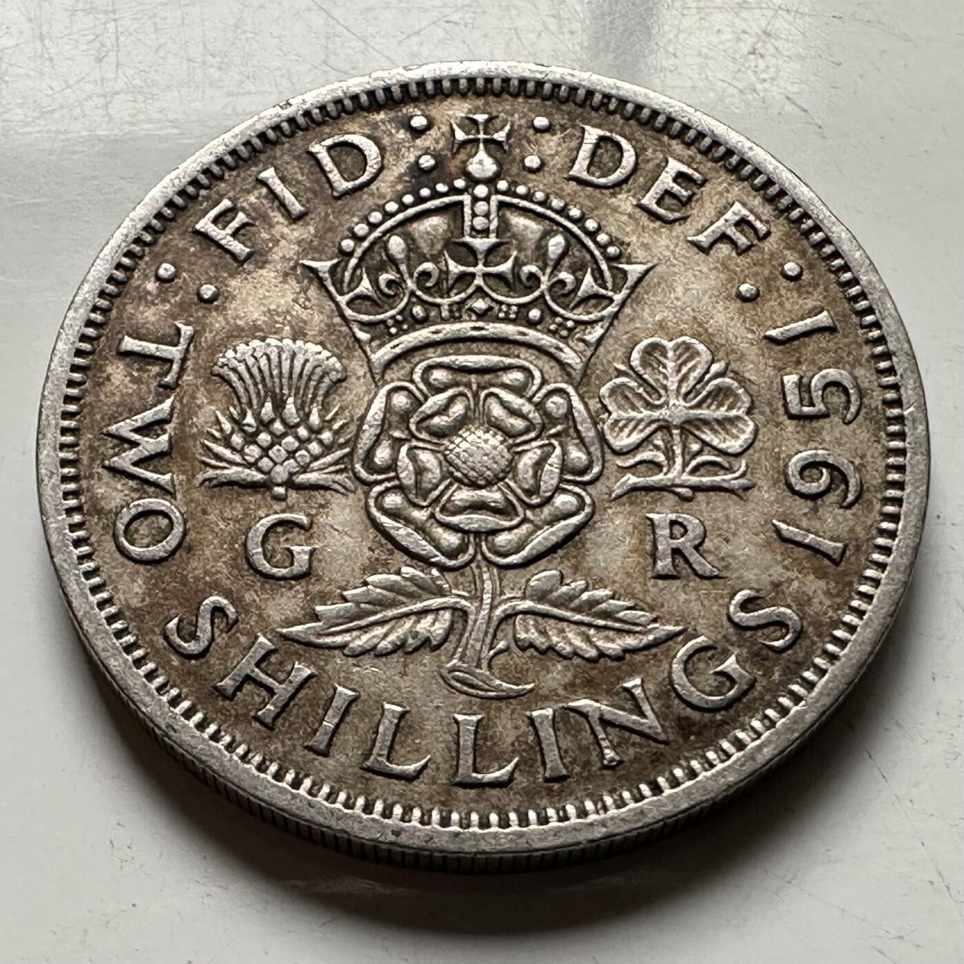 🌹外币初藏🌹🐯2026年第32场   每周二四六晚8️⃣点 接代拍 英国 1951年 2先令 c