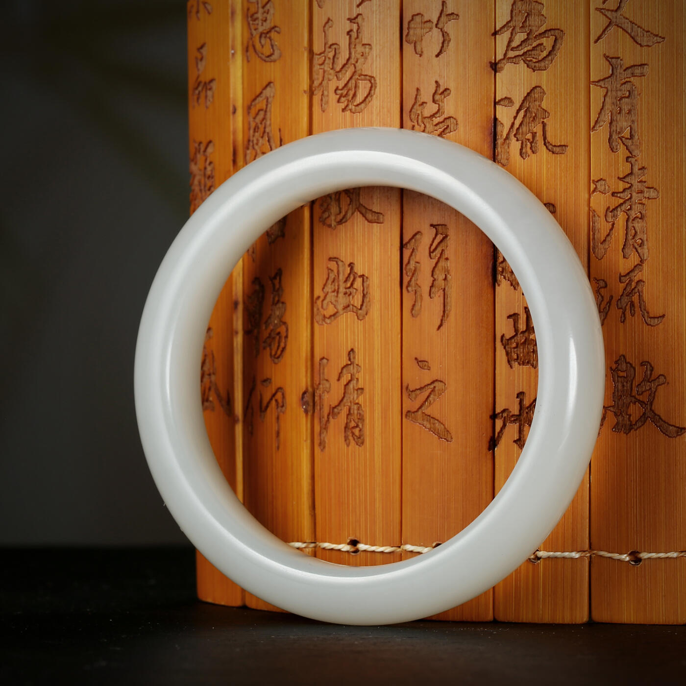 碧月说宝.君子怀瑾·当代和田玉清风专场(三) 烟青和田玉平安有福手镯（内径58.5mm）