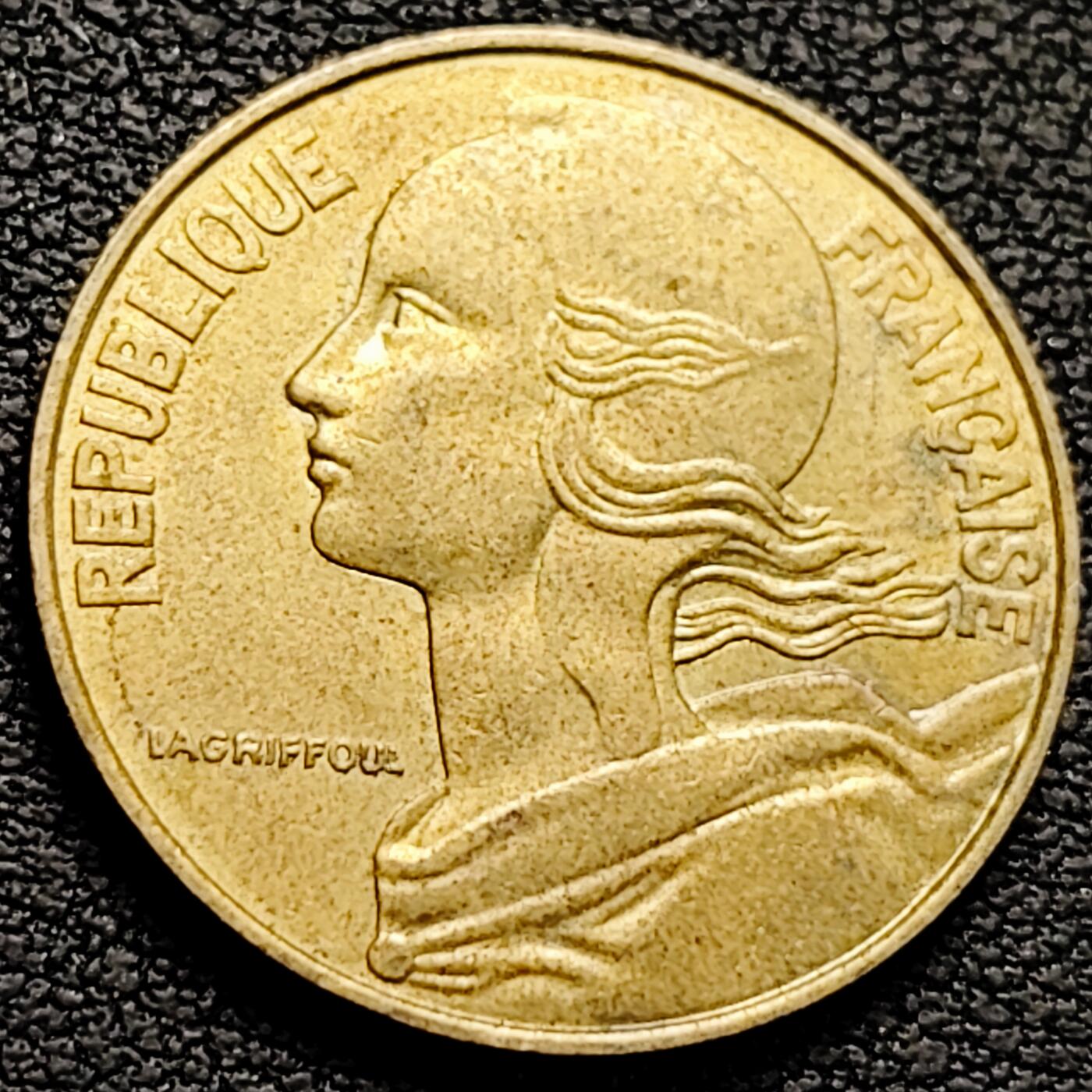 泉币菌-第214场-拍品多 请提前出价（工作最近较忙 发货不及时，望理解） 。