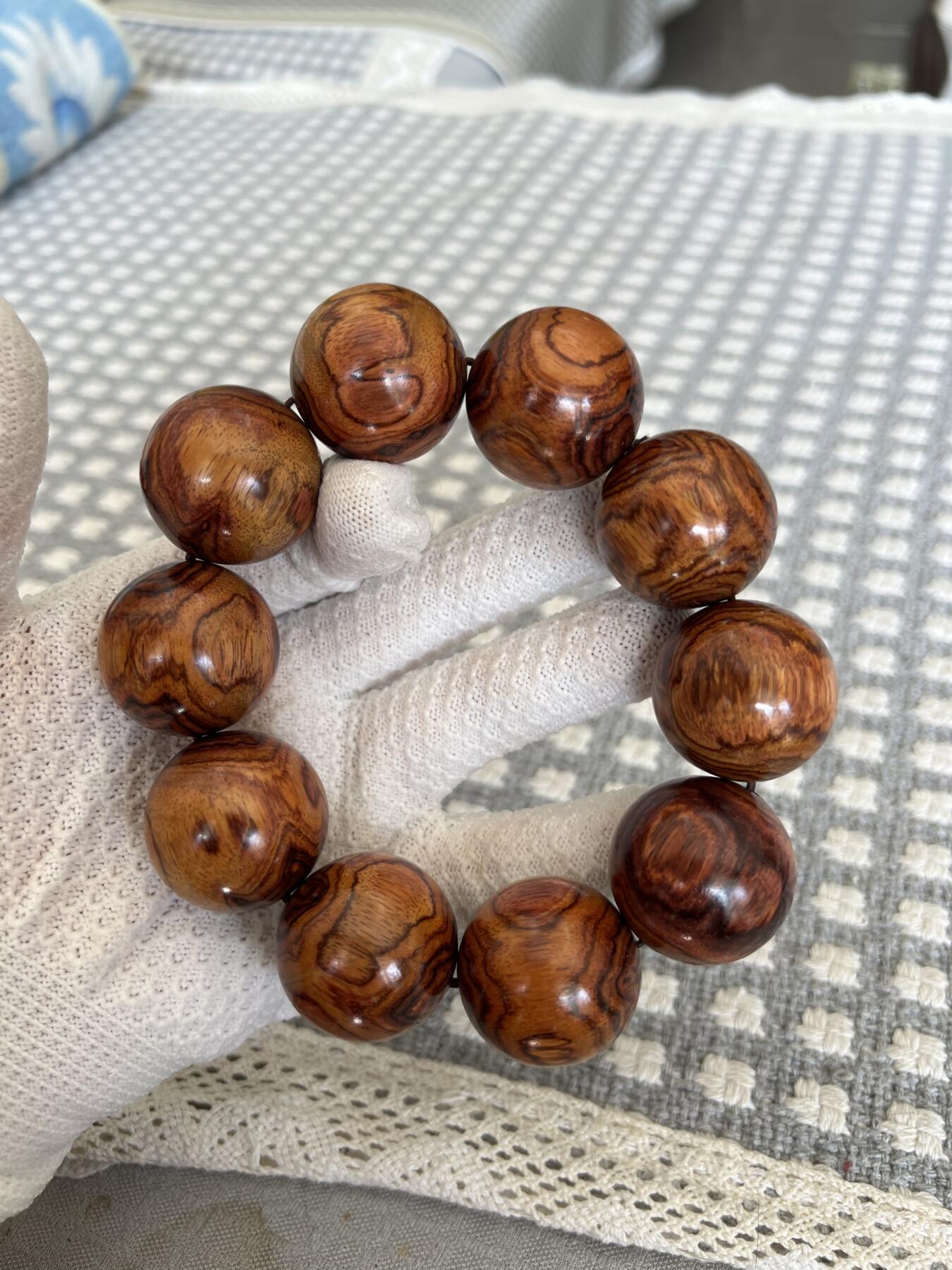 零元拍：海南黄花梨满花鬼眼荧光3.0大手持，手串