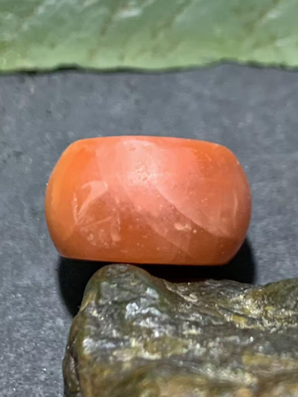 亚光保山南红玛瑙通货墩子一个，