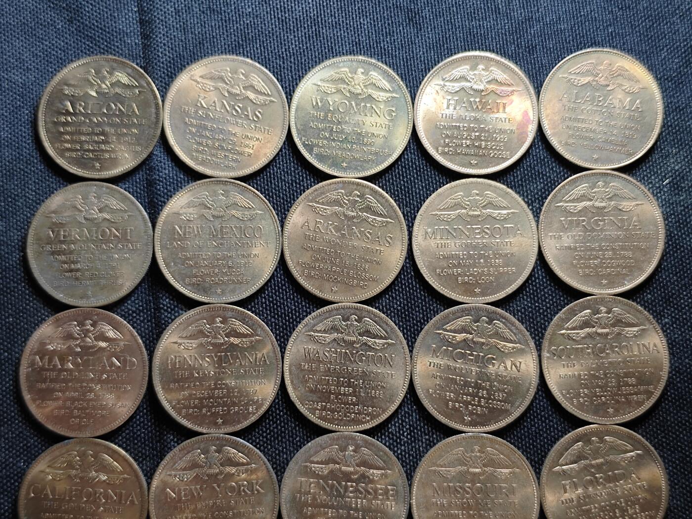 KK钱币收藏小铺   套币专场 2月预留时间 周末发货  美国洲纪念章50枚一组