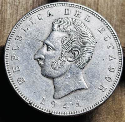 文馨钱币收藏第 297 场，银币，古钱币，铜元场，长期接代拍业务 - 少见 1944 年厄瓜多尔 5 苏克雷大银币，只发行两年关门版，25 克 720 银