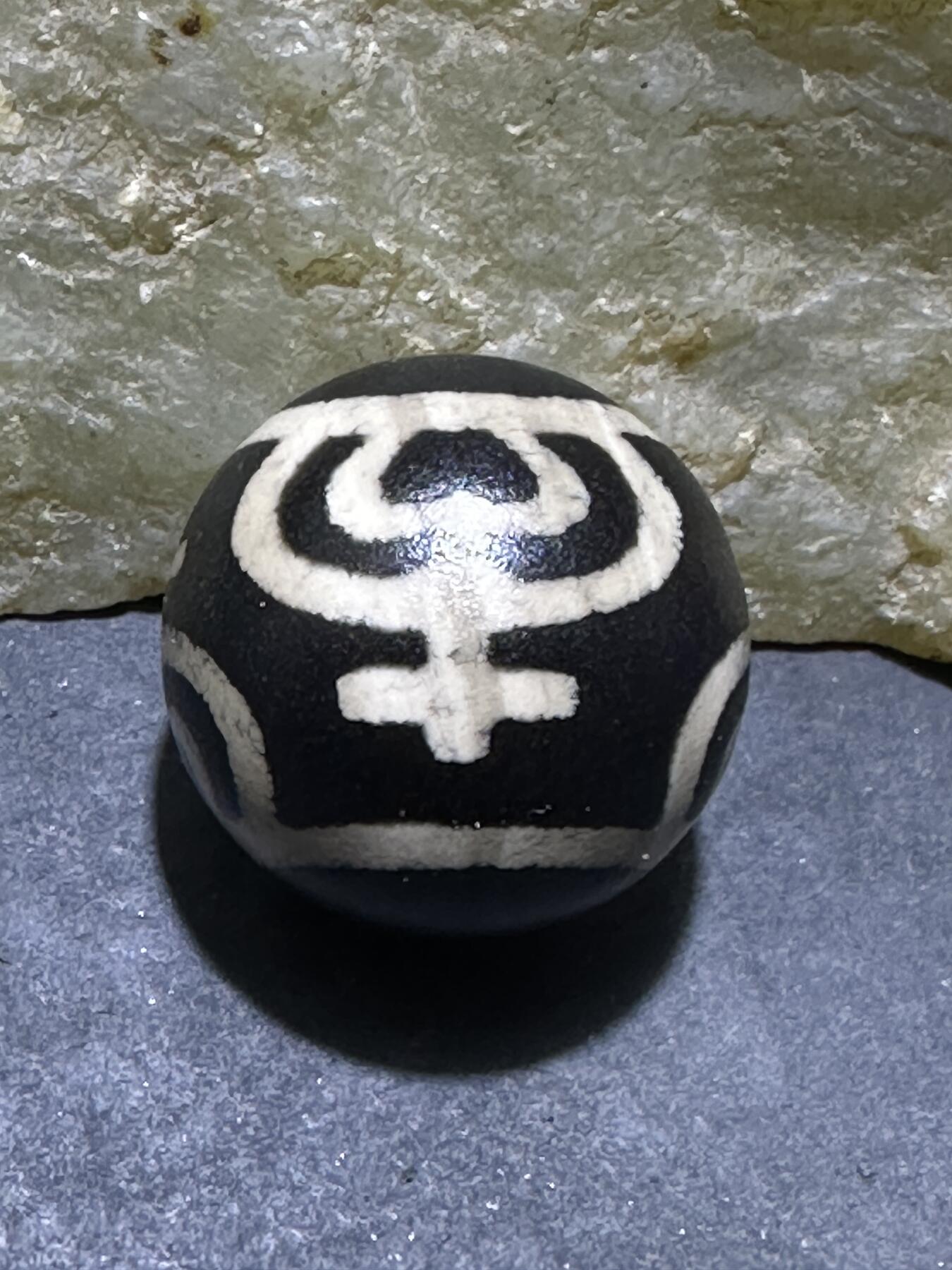 仅此一颗，藏传宝瓶天珠一颗