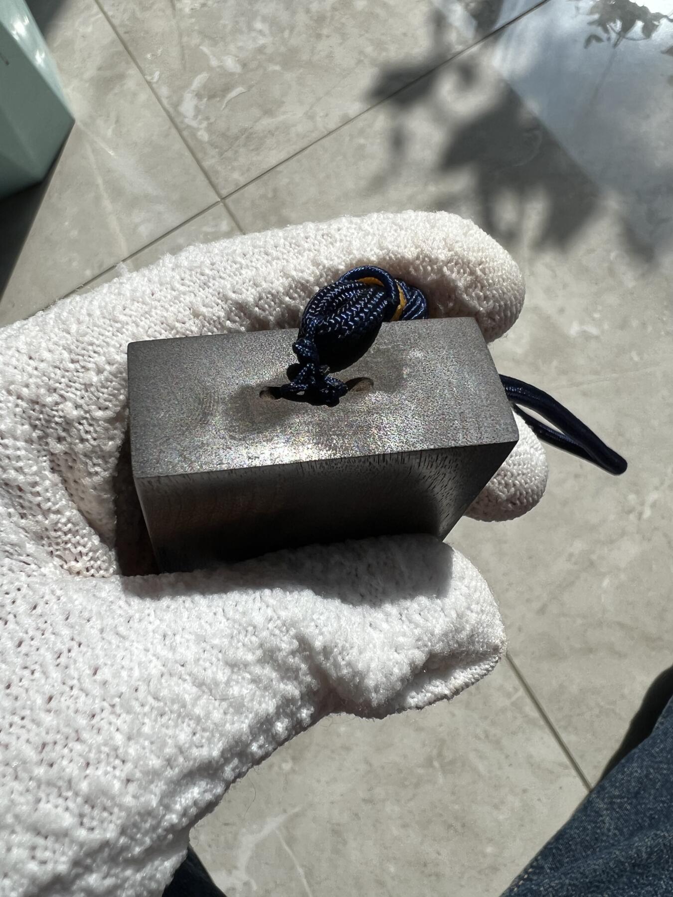 零元拍：NO53金丝楠平安无事牌，3D立体波纹。满水波香喷喷的小金砖，金光闪闪，101/44/18.5MM