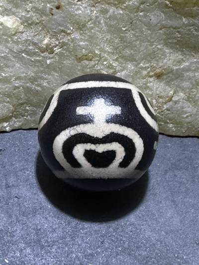 仅此一颗，藏传宝瓶天珠一颗 - 仅此一颗，藏传宝瓶天珠一颗