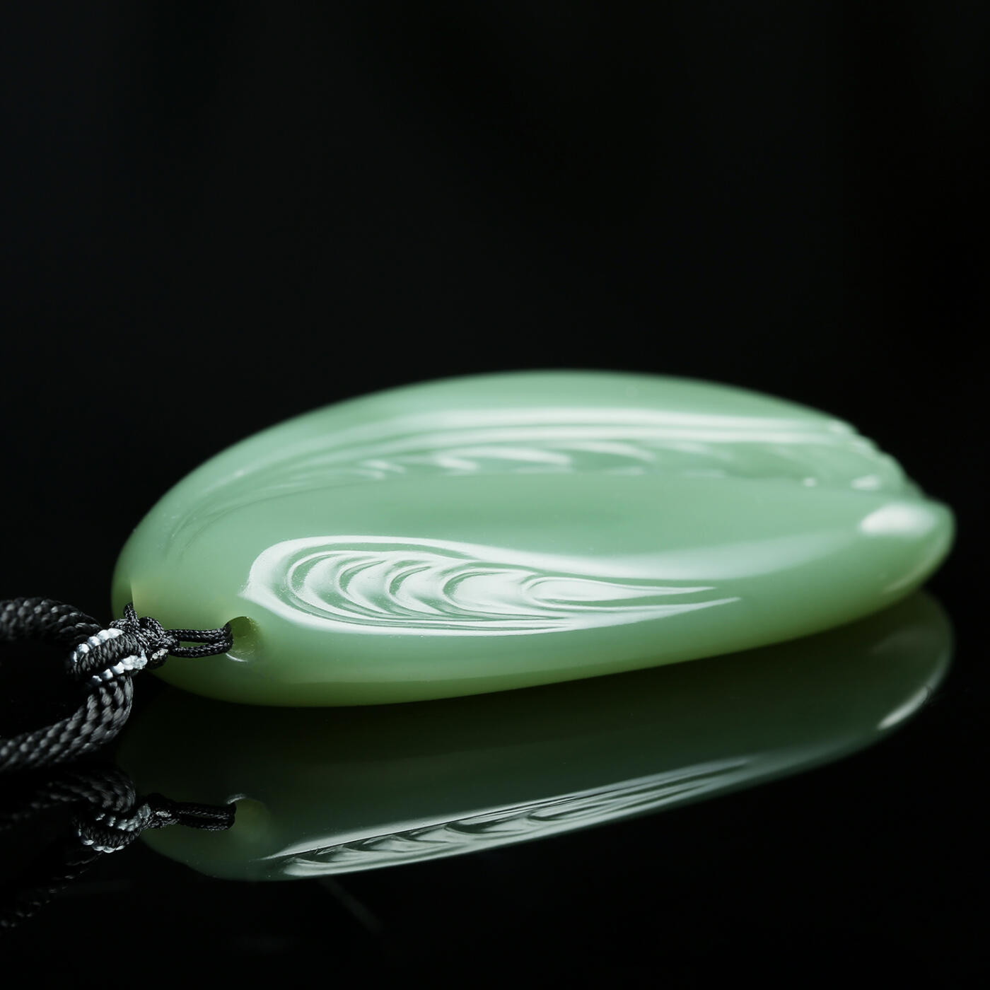 碧月说宝.君子怀瑾·当代和田玉清风专场(三) 杨文双 过灯粉青碧玉上善若水佩