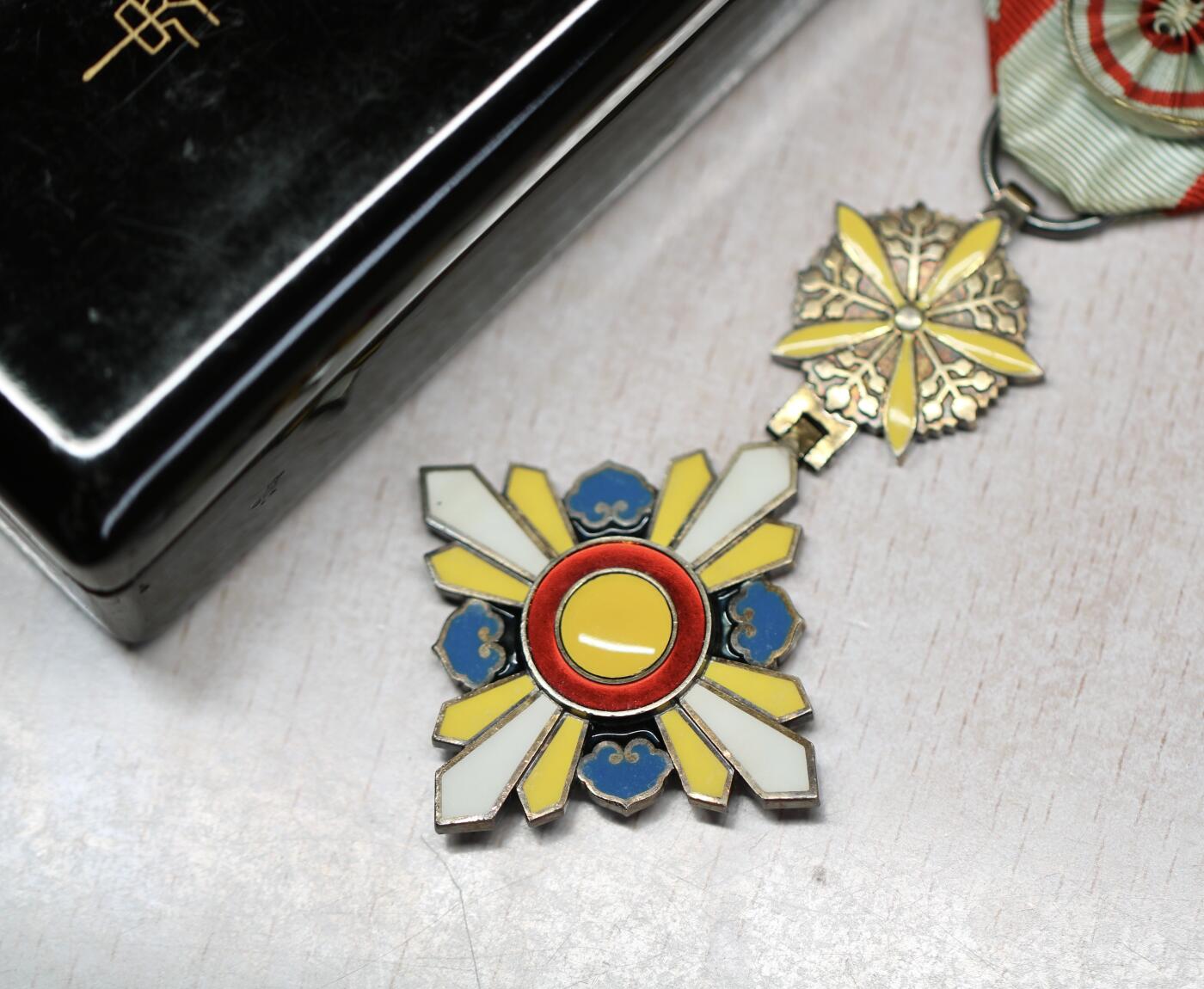 大猫徽章拍卖 第290期 勿忘国耻 勋四位景云章