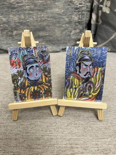 喜灰玩卡拍卖第五期，接拍品0佣金，欢迎送拍，释放现金流，让自己有资金可以购买更多喜欢的卡牌，让别的卡友能淘到更多心仪的卡牌 - 卡德曼 明帝系列 山丘老师绘 朱允炆、朱载垕 半粗一组两张