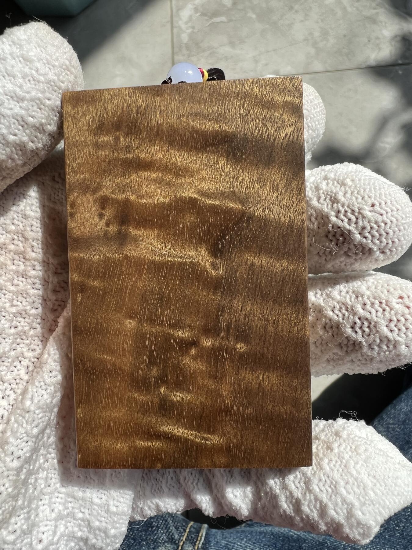 零元拍：NO50金丝楠平安无事牌，3D立体波纹。满水波香喷喷的小金砖，金光闪闪，73/45.5/14MM