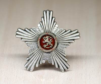 大猫徽章拍卖 第290期 - 芬兰雄狮勋章星芒 银制带标 