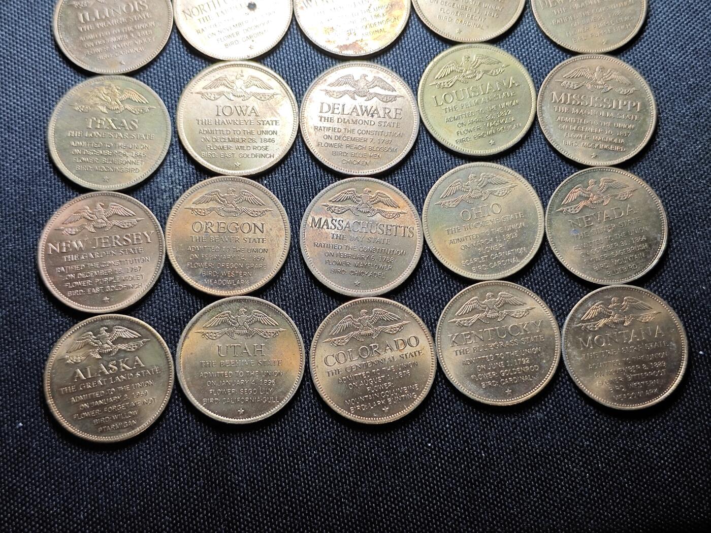 KK钱币收藏小铺   套币专场 2月预留时间 周末发货  美国洲纪念章50枚一组